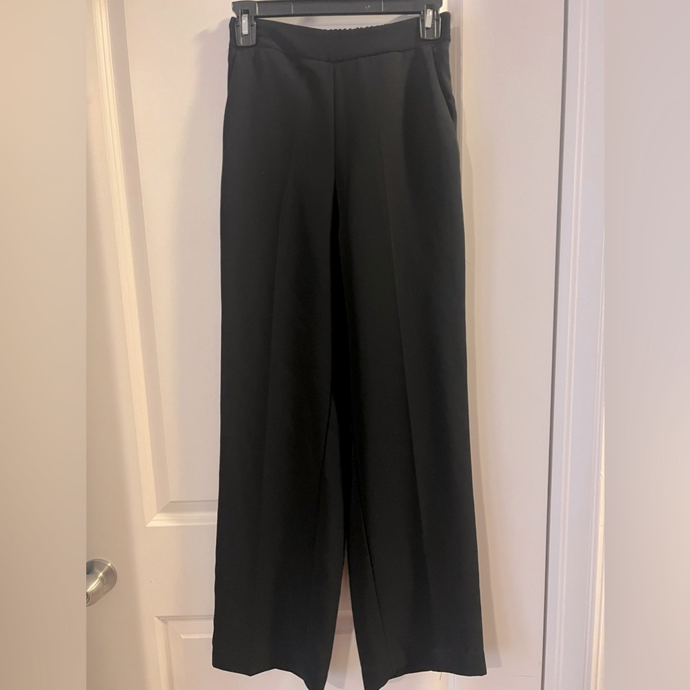 Black,Zara trousers, size XS, never worn, versatile and comfortable